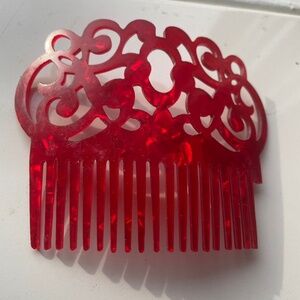 Red flamenco inspired comb hairpiece